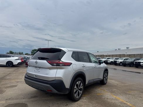 Used 2023 Nissan Rogue SV FWD image 19