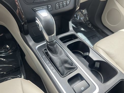 Used 2019 Ford Escape Titanium FWD image 29