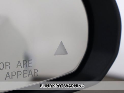 Used 2025 Mercedes-Benz CLE 300 4MATIC Coupe image 6