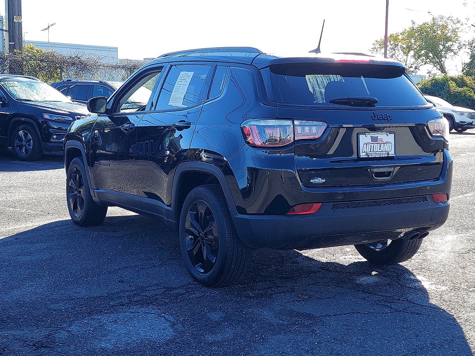 Used 2019 Jeep Compass Latitude AWD/4WD image 4
