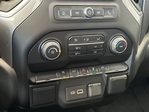 Used 2022 Chevrolet Silverado 1500 Custom w/ Safety Confidence Package image 22