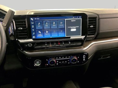 Used 2024 Chevrolet Silverado 1500 LT AWD/4WD image 6