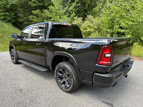Used 2025 RAM 1500 Big Horn AWD/4WD image 9