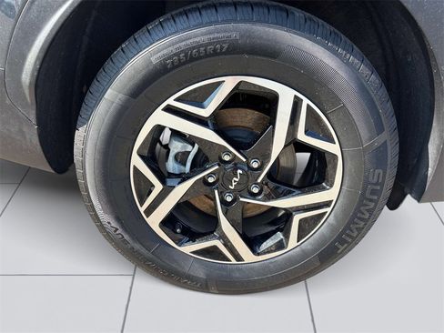 Used 2024 Kia Sportage LX image 32
