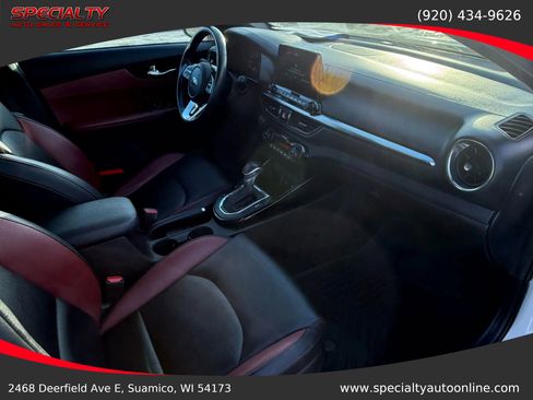 Used 2019 Kia Forte EX image 17