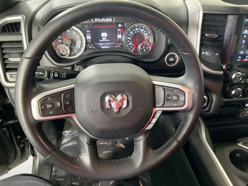 Used 2022 RAM 1500 Big Horn AWD/4WD image 11