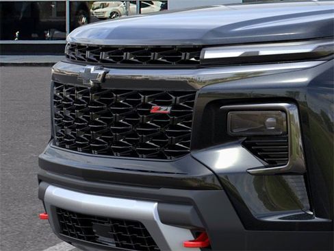 New 2026 Chevrolet Traverse Z71 image 13