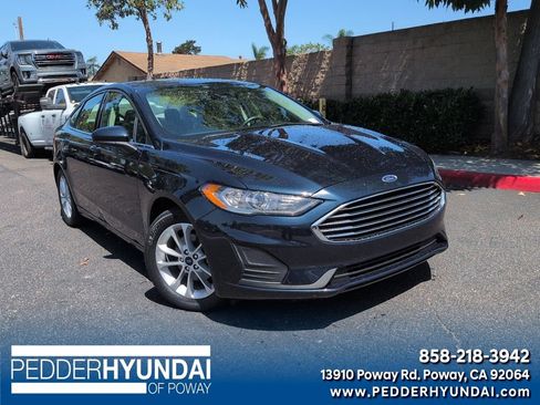 Used 2020 Ford Fusion SE FWD image 1