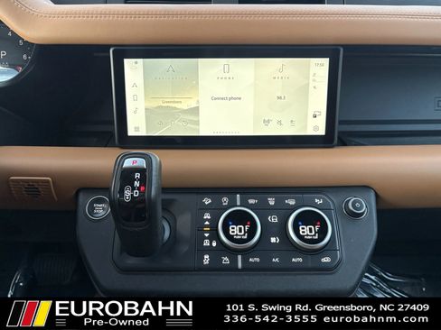 Used 2024 Land Rover Defender 110 X-Dynamic SE AWD/4WD image 19