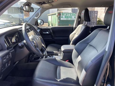 Used 2020 Toyota 4Runner TRD Off-Road Premium image 13
