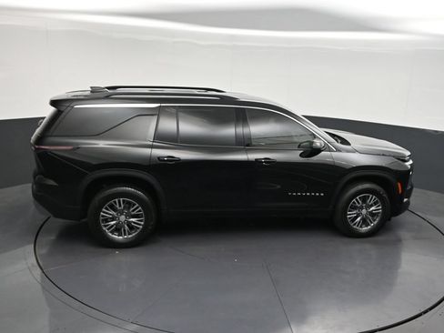 Used 2026 Chevrolet Traverse LT FWD image 26