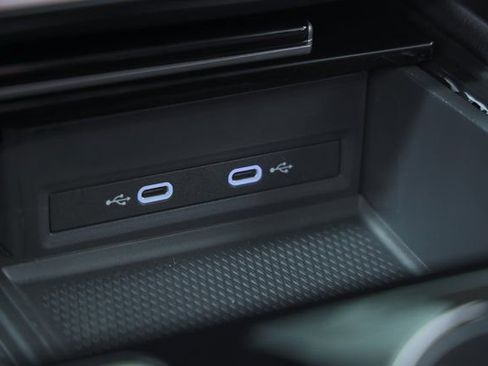 New 2026 Volkswagen Atlas SE FWD image 23