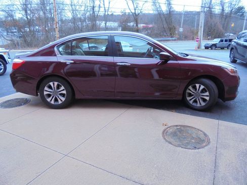Used 2015 Honda Accord LX image 5