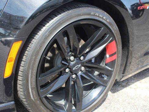 Used 2020 Chevrolet Camaro LT w/ Redline Edition RWD image 25