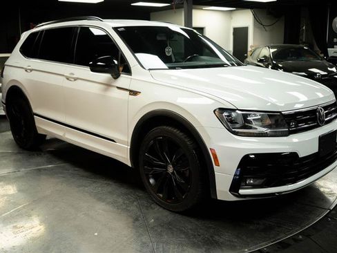 Used 2021 Volkswagen Tiguan SE R-Line image 5