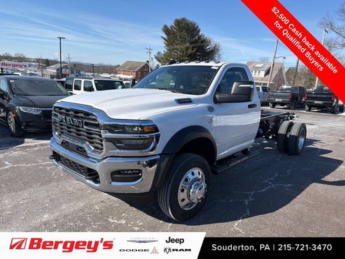 New 2026 RAM 5500 Tradesman w/ Chrome Appearance Group image 1