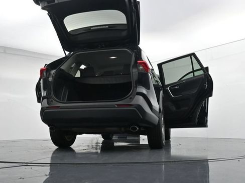 Used 2023 Toyota RAV4 XLE AWD/4WD image 43