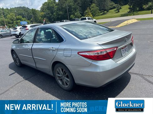 Used 2017 Toyota Camry SE w/ Protection Package (Q2) FWD image 5