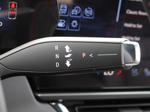 New 2025 Chevrolet Equinox EV RS w/ Convenience Package II image 28