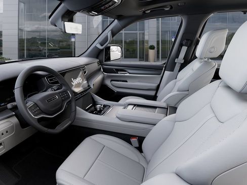 New 2026 Jeep Grand Wagoneer Limited AWD/4WD image 23