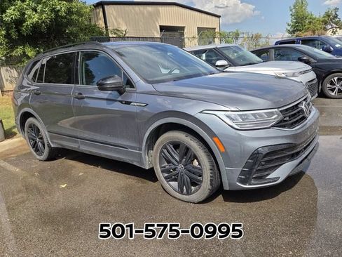 Used 2022 Volkswagen Tiguan SE R-Line FWD image 6