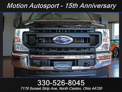 Used 2021 Ford F250 XL w/ Power Equipment Group AWD/4WD image 3