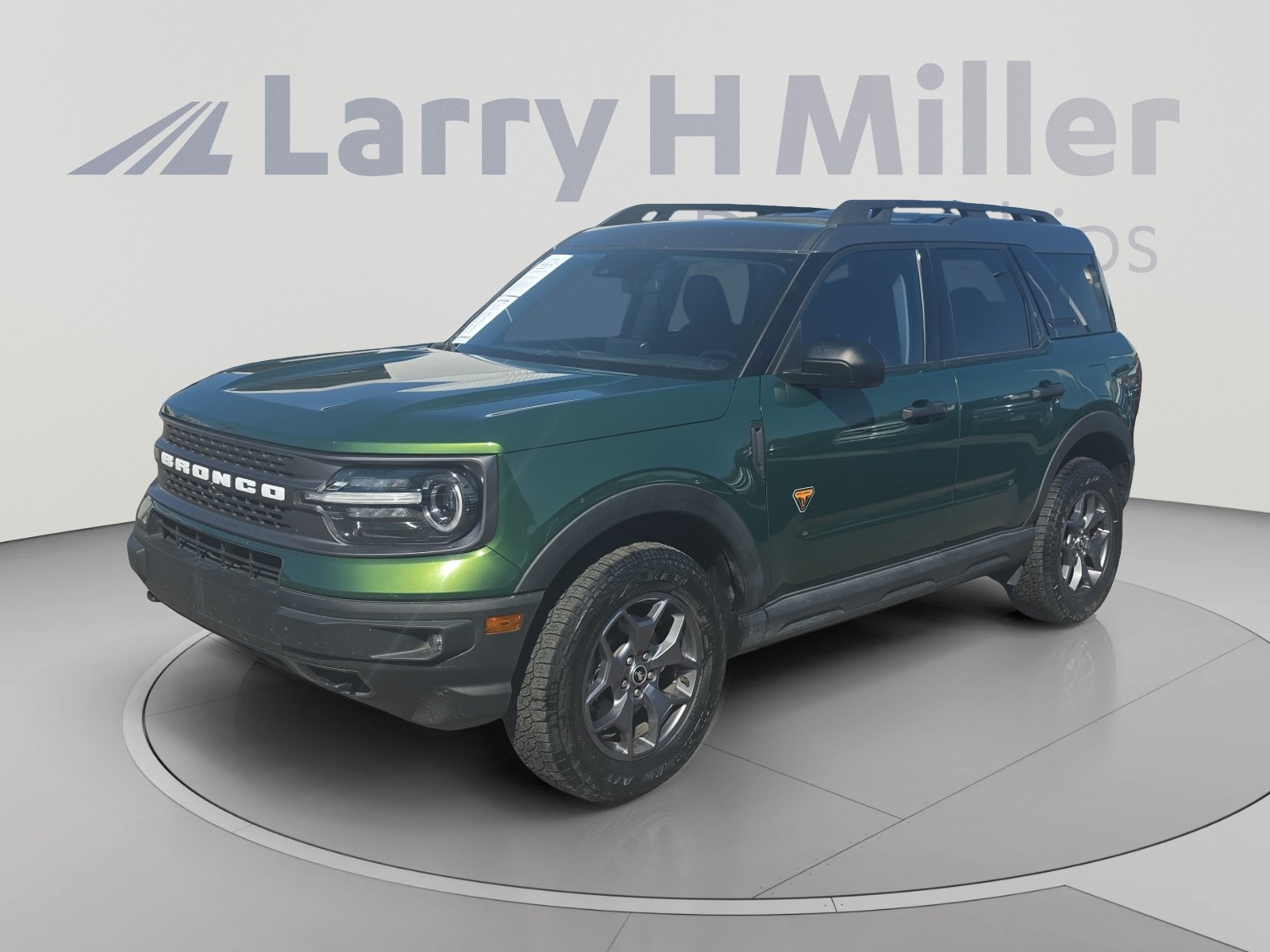 Used 2023 Ford Bronco Sport Badlands AWD/4WD image 1