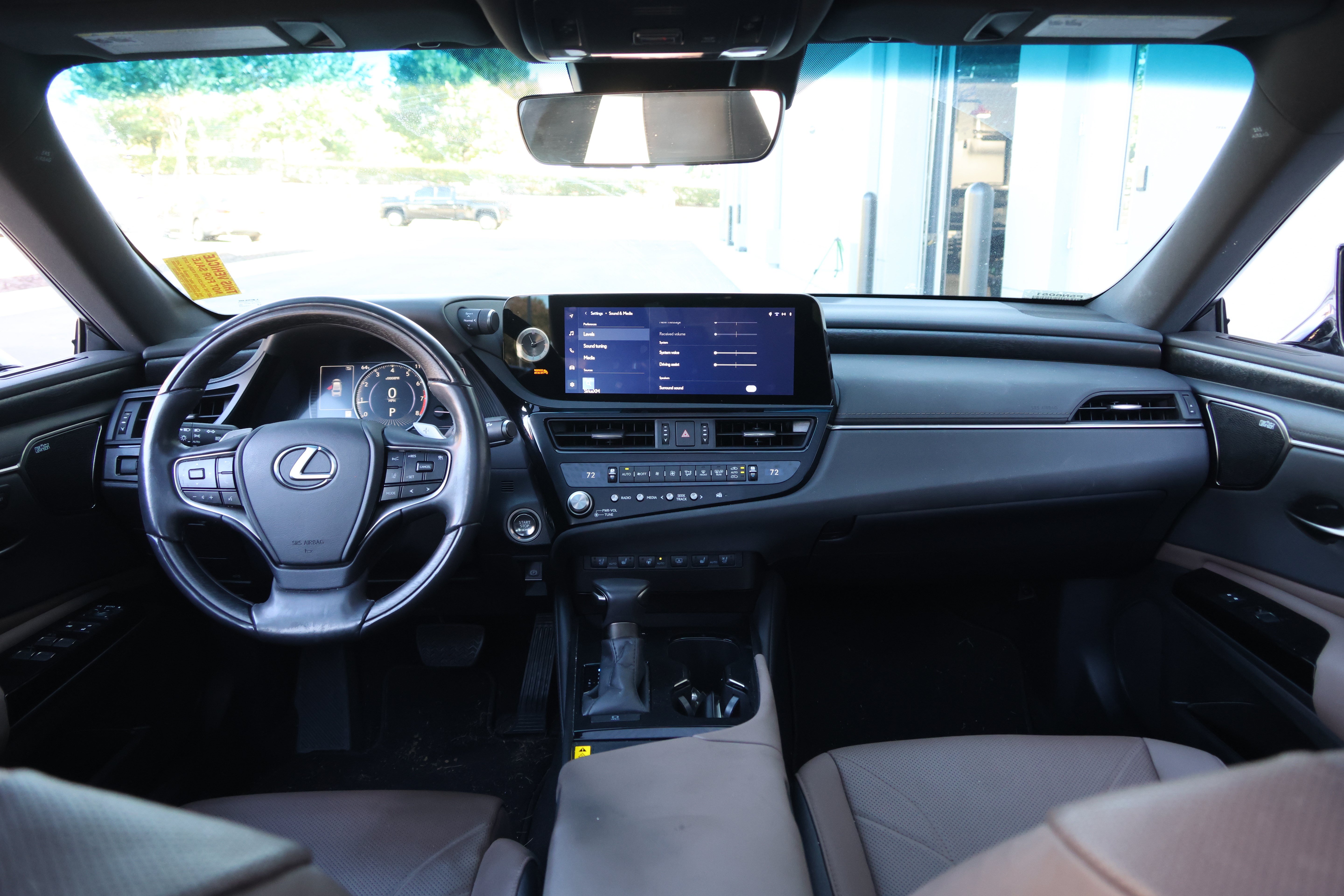 Used 2025 Lexus ES 350 Ultra Luxury w/ Accessory Package (Z2) FWD image 29