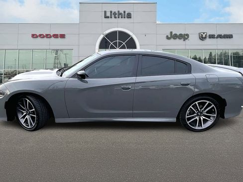 Used 2023 Dodge Charger R/T w/ Technology Group image 3