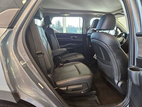 Used 2022 Kia Sorento X-Line EX image 29