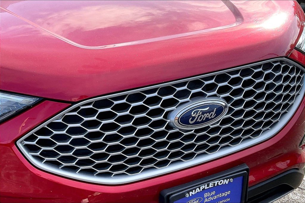 Certified 2024 Ford Edge SEL AWD/4WD image 30