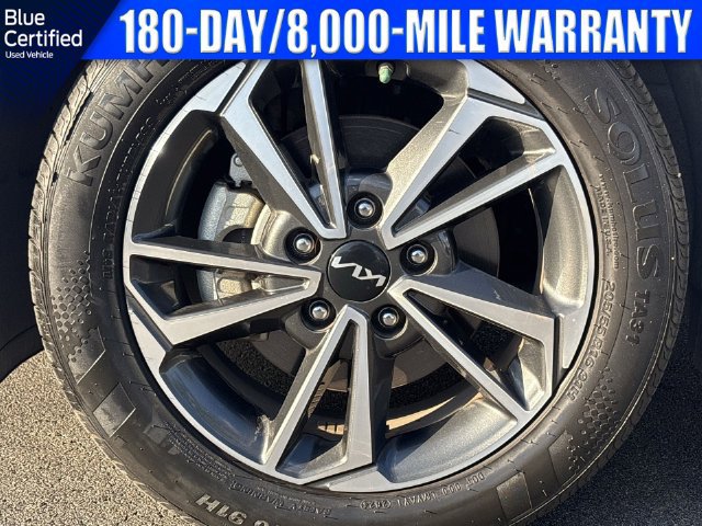 Used 2024 Kia Forte LXS w/ LXS Technology Package FWD image 19