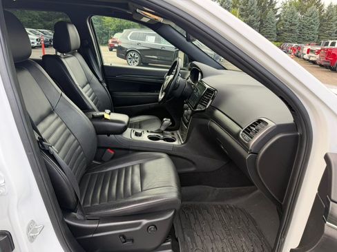 Used 2020 Jeep Grand Cherokee Limited X AWD/4WD image 24