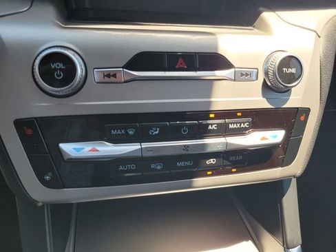 Certified 2023 Ford Explorer XLT w/ Equipment Group 202A AWD/4WD image 24