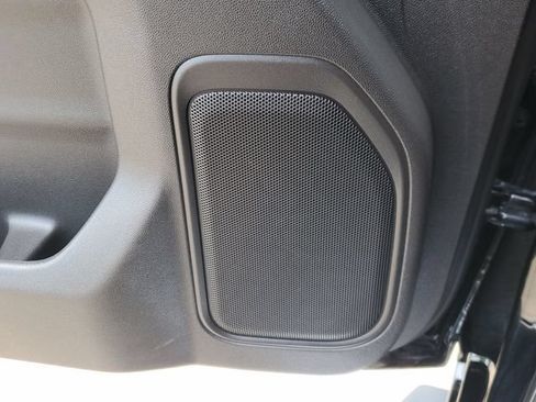 Used 2021 GMC Sierra 1500 SLT RWD image 30