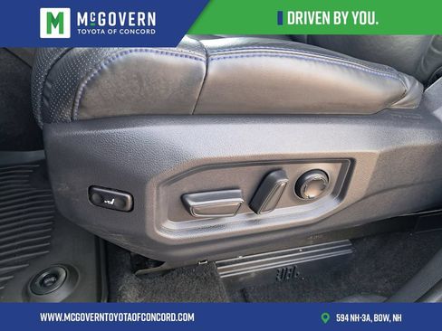 Used 2024 Toyota Tundra Platinum AWD/4WD image 17