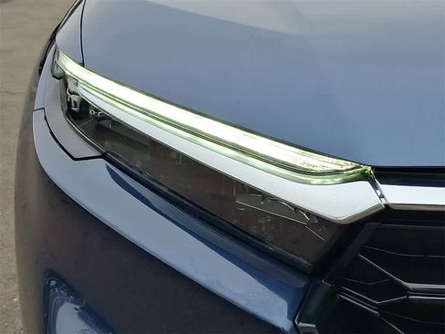 Certified 2025 Honda CR-V LX image 27