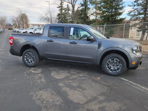 New 2025 Ford Maverick XLT w/ XLT Luxury Package image 16