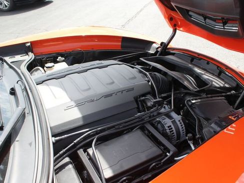 Used 2019 Chevrolet Corvette Stingray Convertible image 21