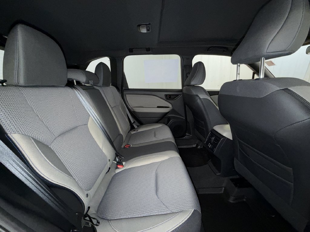 Used 2025 Subaru Forester Premium AWD/4WD image 17