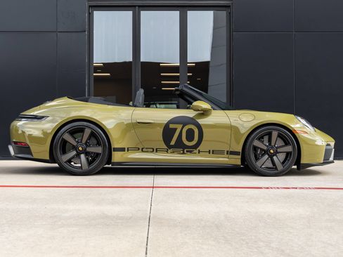 Certified 2026 Porsche 911 GTS RWD image 15