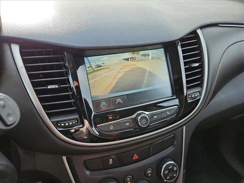 Used 2017 Chevrolet Trax LT image 13