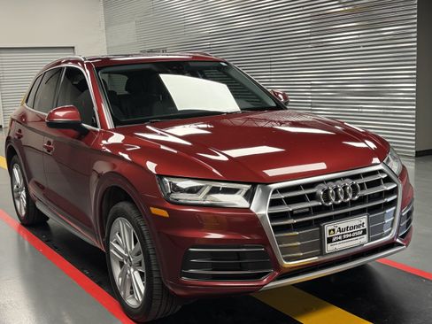 Used 2018 Audi Q5 2.0T Premium Plus w/ Premium Plus Package AWD/4WD image 6