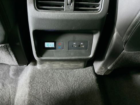 Used 2023 Nissan Rogue SL w/ SL Premium Package FWD image 28