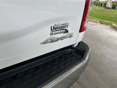 Certified 2024 RAM 2500 Big Horn AWD/4WD image 20