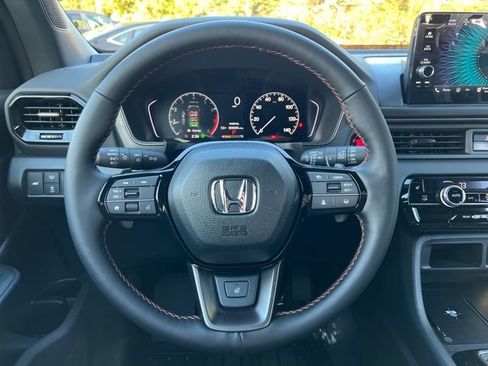 New 2025 Honda Pilot TrailSport image 19