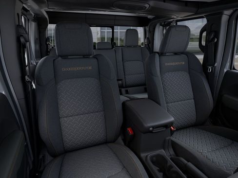 New 2026 Jeep Gladiator Mojave image 16