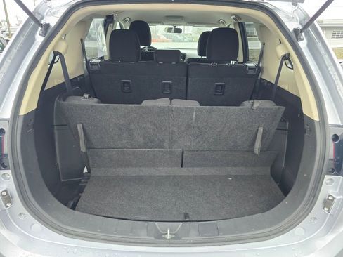 Used 2016 Mitsubishi Outlander ES image 11