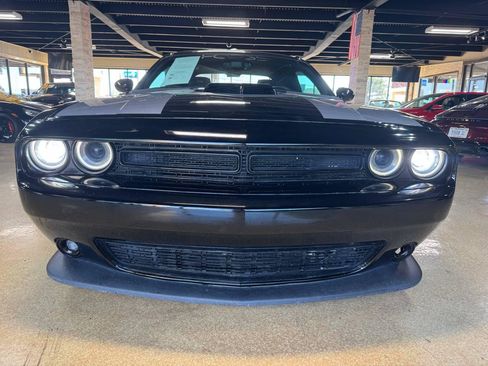 Used 2016 Dodge Challenger R/T Plus RWD image 2