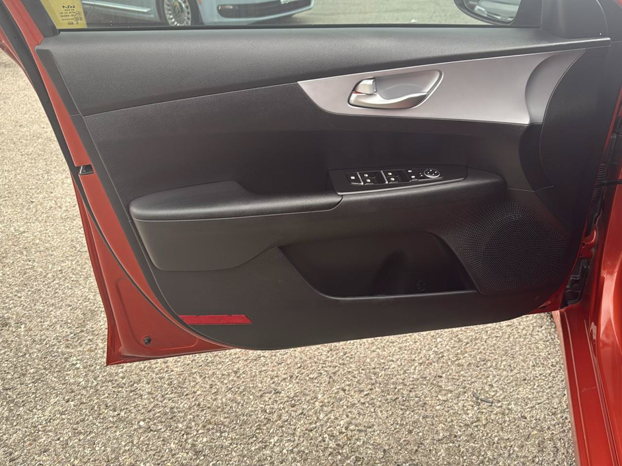 Used 2024 Kia Forte LXS w/ LXS Technology Package FWD image 11